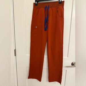 FIGS- Women’s XS Kade Cargo Scrub Pants- Auburn